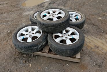 Peugot 205/55R16 Wheels & Tyres