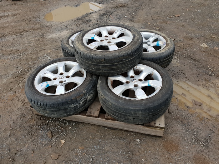 Peugot 205/55R16 Wheels & Tyres