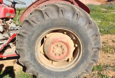 Tractor Ag Tyres 14.9×24 + MF35 rims