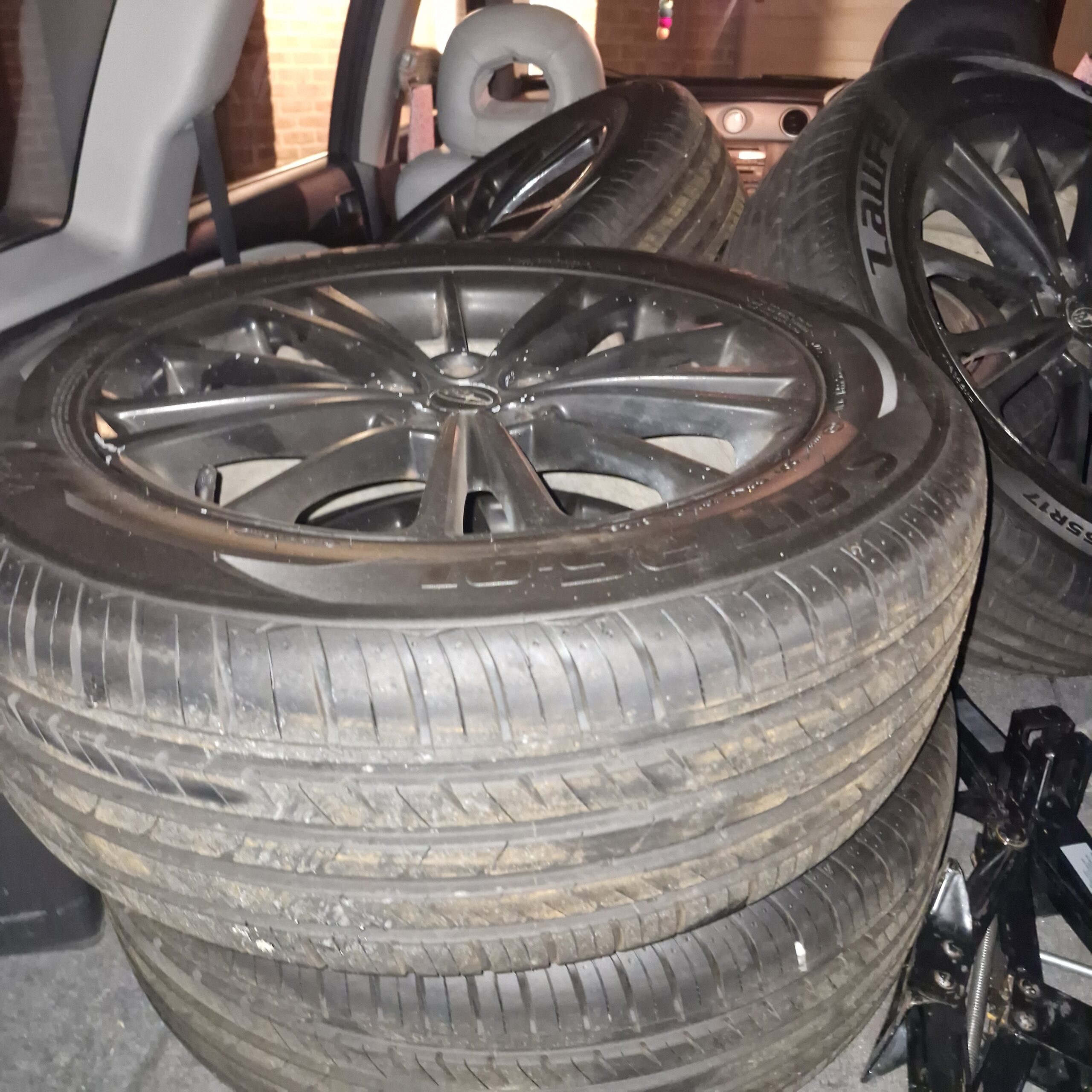 Laufenn Tyres 225/55R17 97W S Fit x 4 + Spare Transmate