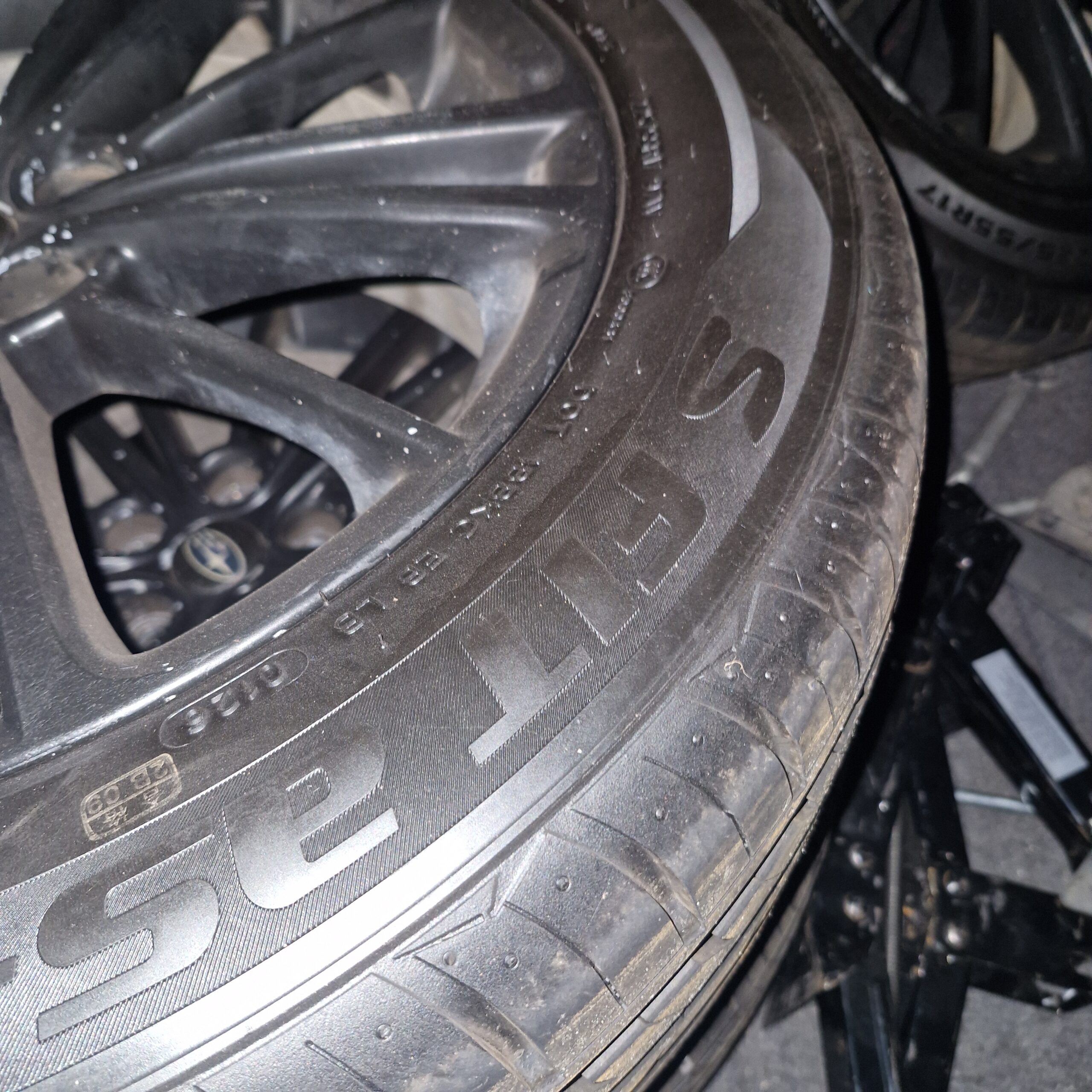 Laufenn Tyres 225/55R17 97W S Fit x 4 + Spare Transmate